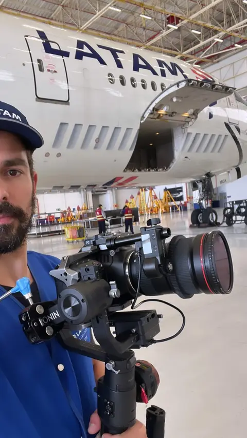 Eduardo Auricchio on set