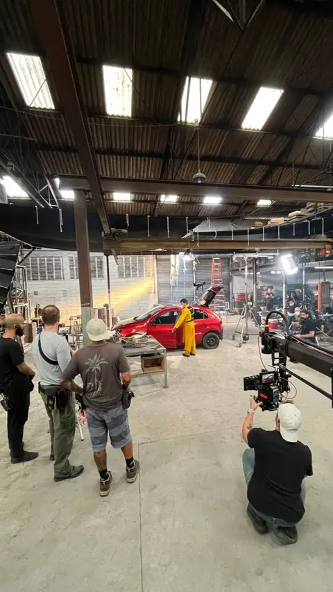 Eduardo Auricchio on set
