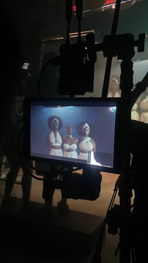 Eduardo Auricchio on set