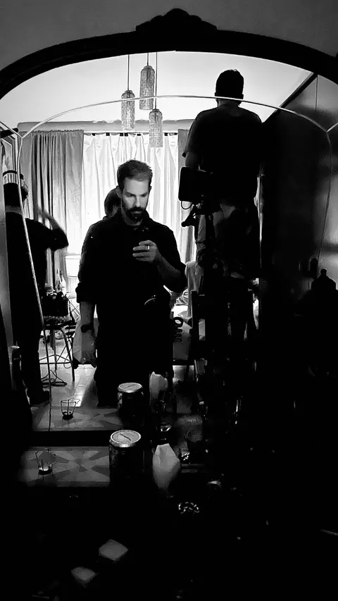 Eduardo Auricchio on set