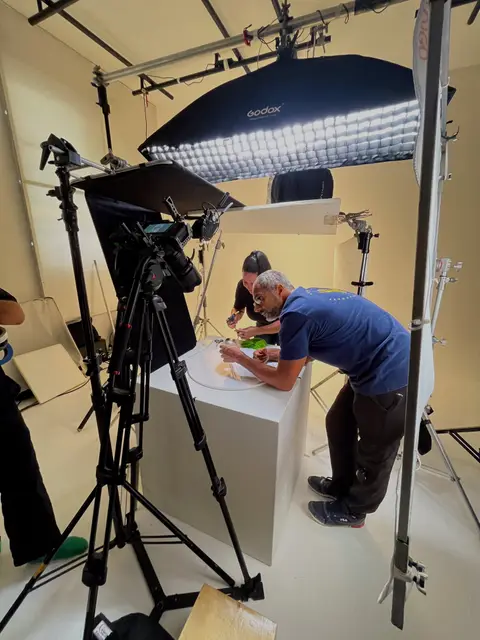 Eduardo Auricchio on set