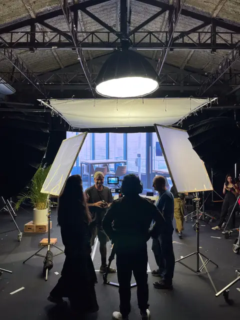 Eduardo Auricchio on set