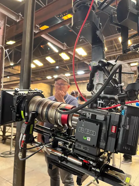 Eduardo Auricchio on set